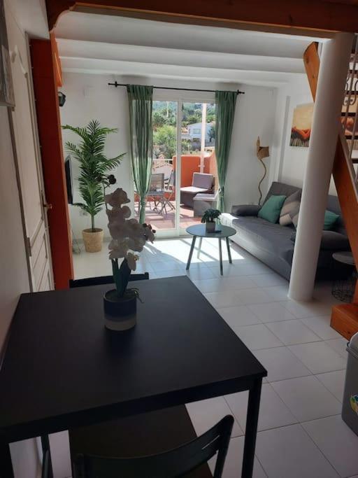 Studio Tipo Loft Con Vista Al Montgo เดเนีย ภายนอก รูปภาพ